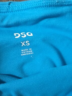 DSG XS Vibrant Teal Active Top